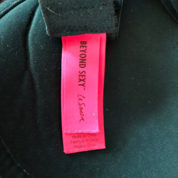 Beyond Sexy Bra - Picture 2 of 5